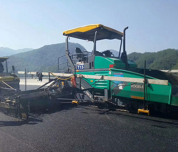 銑刨機租賃出現配件損耗怎么補救